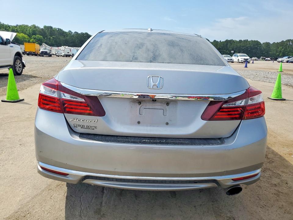 Продаж на аукціоні авто 2017 Honda Accord, vin: 1HGCR2F81HA223067, номер лоту: 54002716