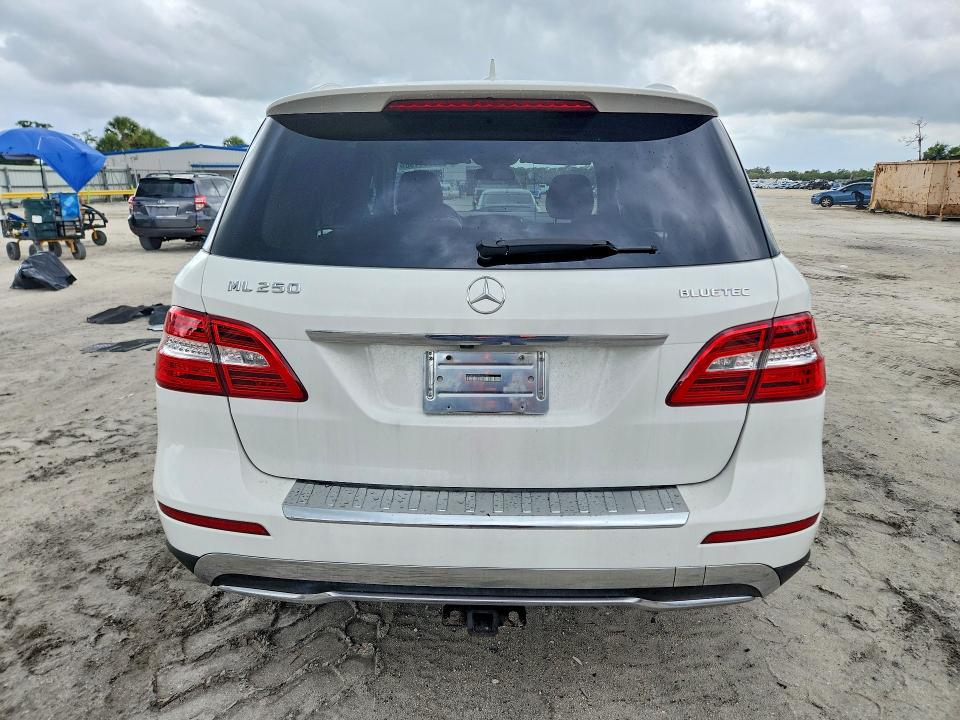 Aukcja sprzedaży 2015 Mercedes-benz Ml, vin: 4JGDA0EB3FA535735, numer aukcji: 52391196