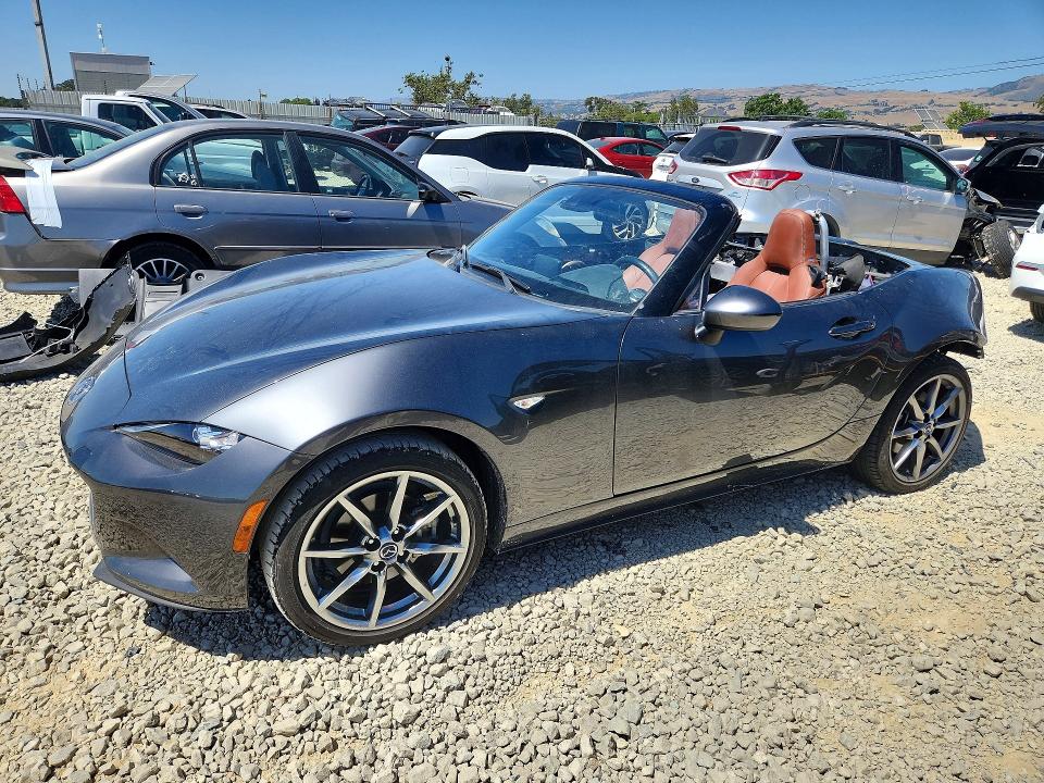 54783426 :رقم المزاد ، JM1NDAD71P0553127 vin ، 2023 Mazda Mx-5 Miata مزاد بيع