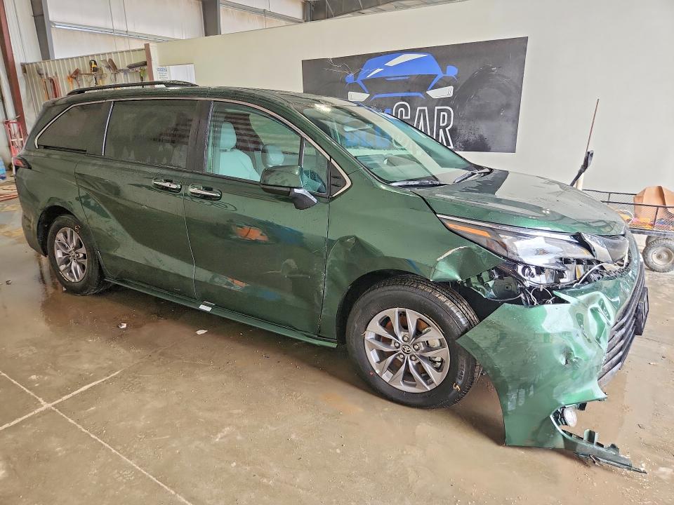 Продажа на аукционе авто 2026 Toyota Sienna, vin: 5TDYRKEC1TS314121, номер лота: 54693836