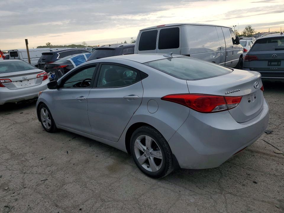 2013 Hyundai Elantra მანქანა იყიდება აუქციონზე, vin: 5NPDH4AE0DH359546, აუქციონის ნომერი: 52863316