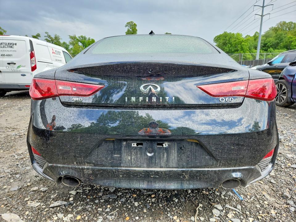 52805536 :رقم المزاد ، JN1EV7EL7JM393141 vin ، 2018 Infiniti Q60 مزاد بيع
