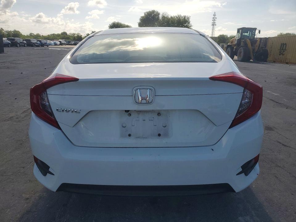 Auction sale of the 2017 Honda Civic, vin: 19XFC2F57HE029031, lot number: 52130306