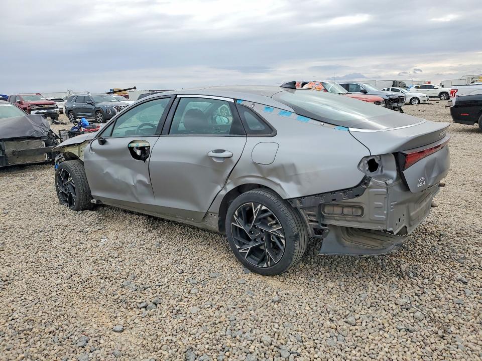 2025 Kia K5 მანქანა იყიდება აუქციონზე, vin: KNAG64J76S5322239, აუქციონის ნომერი: 51865116