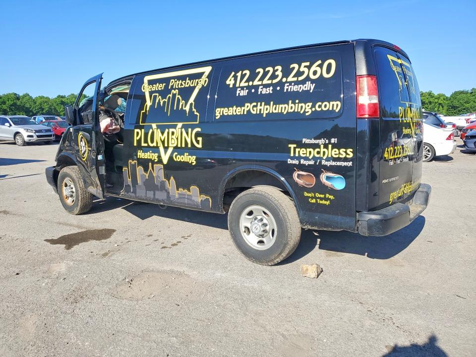 54975896 :رقم المزاد ، 1GCWGAFF8H1196010 vin ، 2017 Chevrolet Express مزاد بيع
