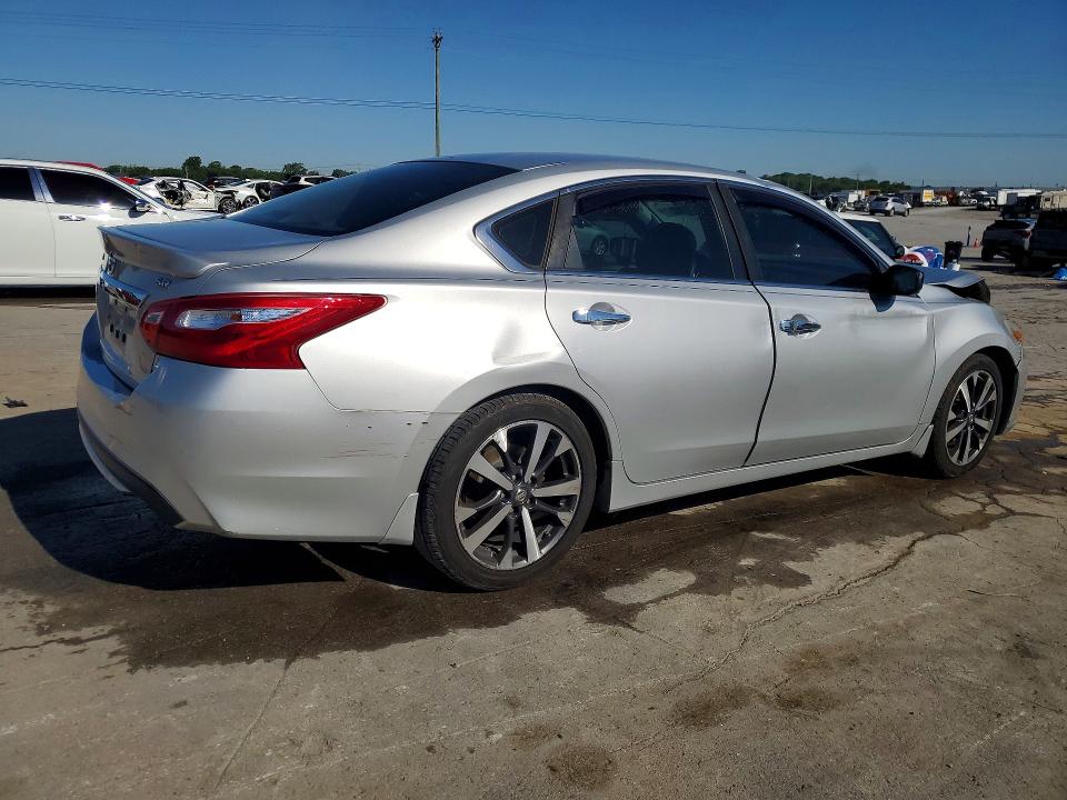 2016 Nissan Altima მანქანა იყიდება აუქციონზე, vin: 1N4AL3AP2GC121667, აუქციონის ნომერი: 52898036