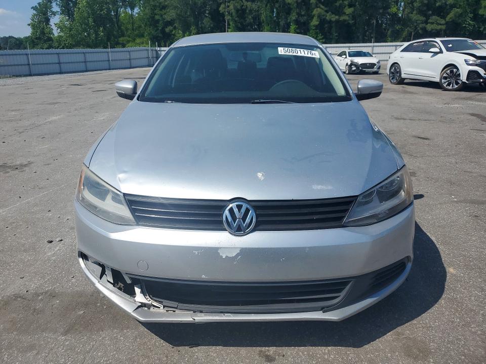 50801176 :رقم المزاد ، 3VWDP7AJXCM105754 vin ، 2012 Volkswagen Jetta مزاد بيع