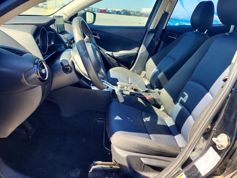 53318066 :رقم المزاد ، 3MYDLBYV3JY313475 vin ، 2018 Toyota Yaris Ia مزاد بيع