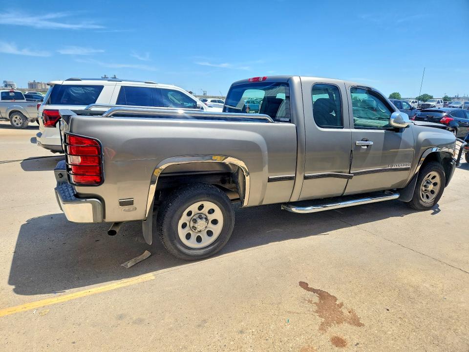 2007 Chevrolet Silverado მანქანა იყიდება აუქციონზე, vin: 1GCEC19X27Z602228, აუქციონის ნომერი: 52306856