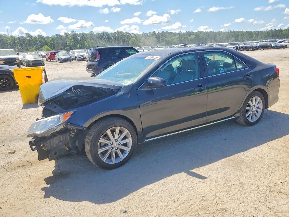 54654786 :رقم المزاد ، 4T1BK1FK1CU517026 vin ، 2012 Toyota Camry مزاد بيع