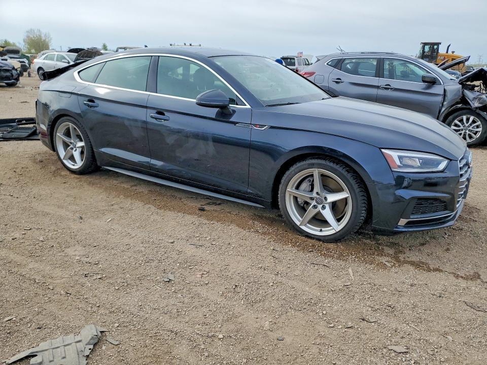 52469306 :رقم المزاد ، WAUENCF54JA050422 vin ، 2018 Audi A5 مزاد بيع
