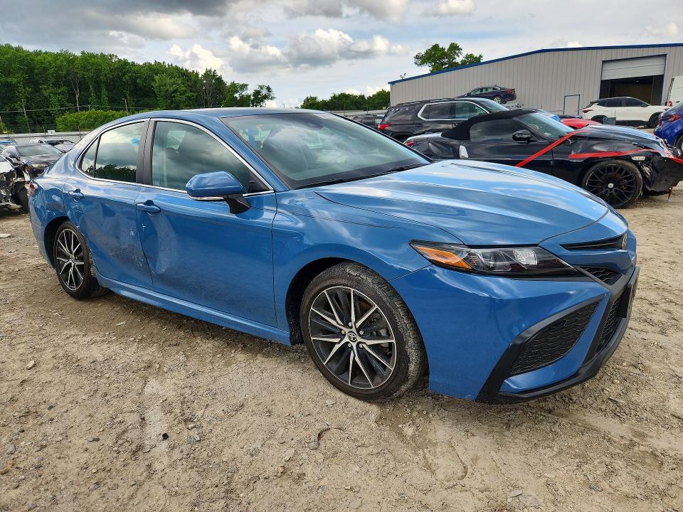 Продажа на аукционе авто 2024 Toyota Camry, vin: 4T1T11AK5RU201846, номер лота: 54157426