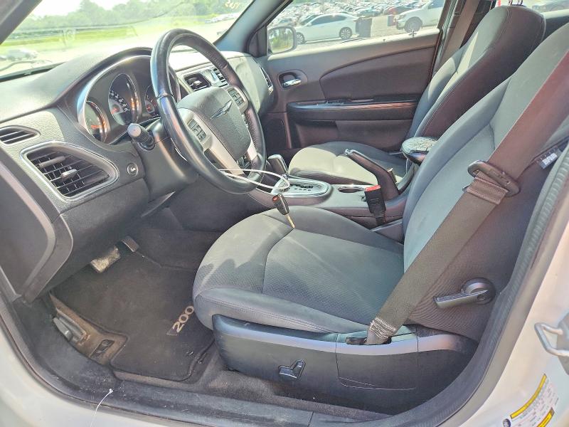 Продажа на аукционе авто 2014 Chrysler 200, vin: 1C3CCBBG4EN131263, номер лота: 54972196