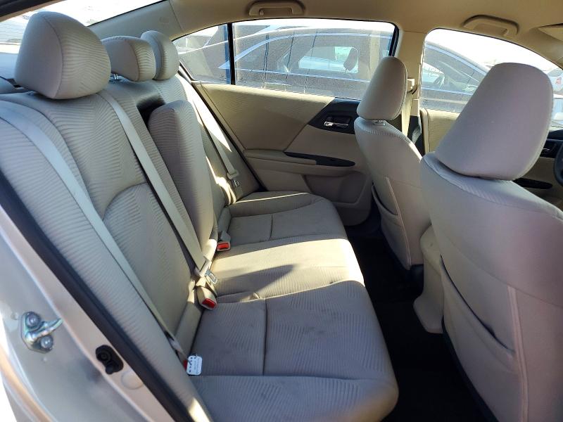 53570226 :رقم المزاد ، 1HGCR2F37FA205027 vin ، 2015 Honda Accord مزاد بيع
