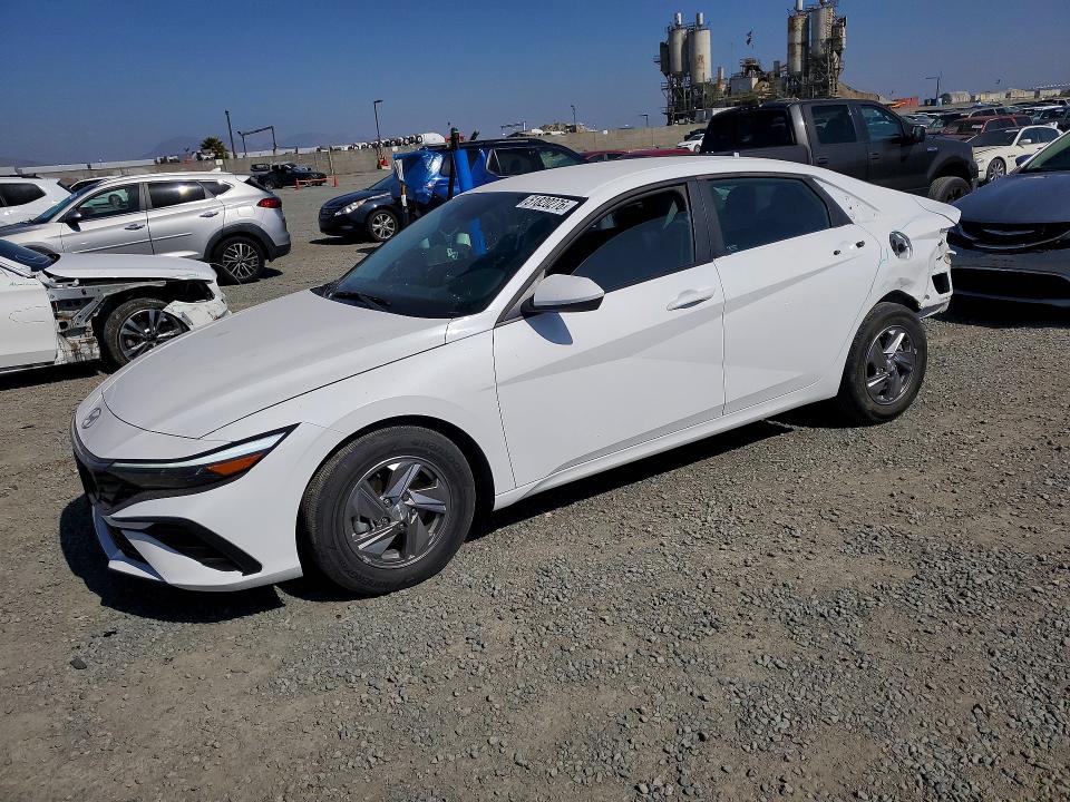 Auction sale of the 2025 Hyundai Elantra, vin: KMHLL4DG7SU038996, lot number: 51820276