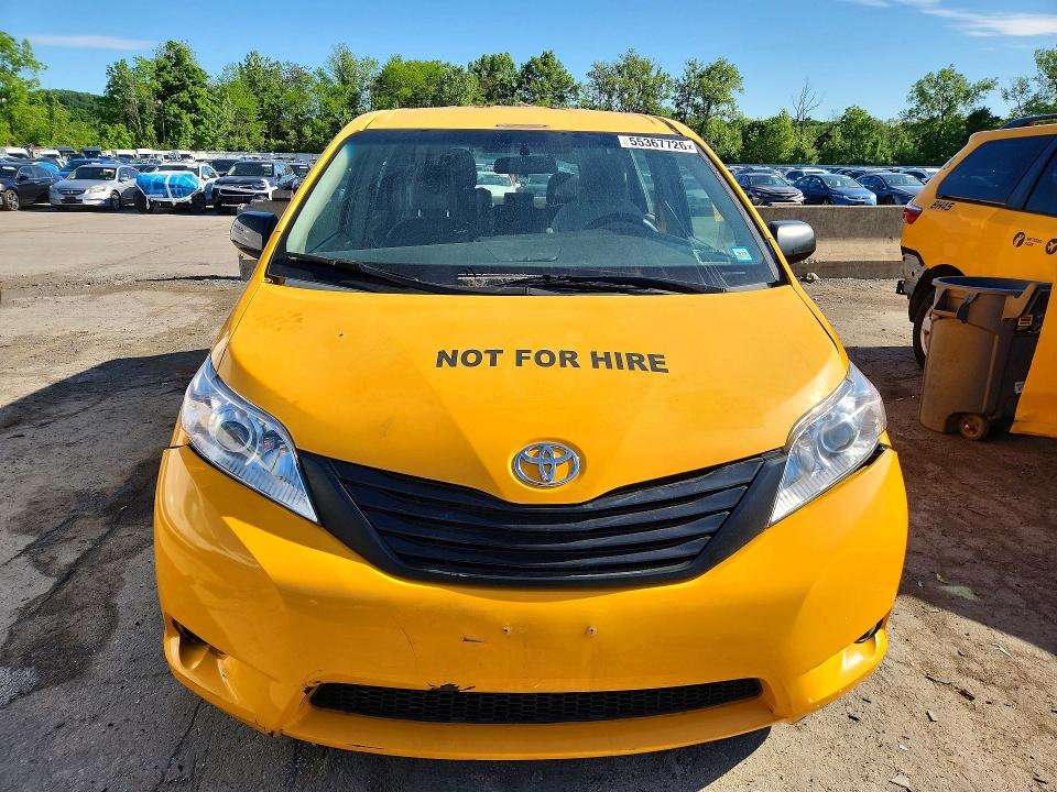2017 Toyota Sienna მანქანა იყიდება აუქციონზე, vin: 5TDZK3DC9GS699501, აუქციონის ნომერი: 55367726