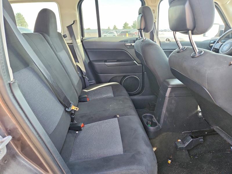 55389596 :رقم المزاد ، 1C4NJRFB8FD321639 vin ، 2015 Jeep Patriot مزاد بيع