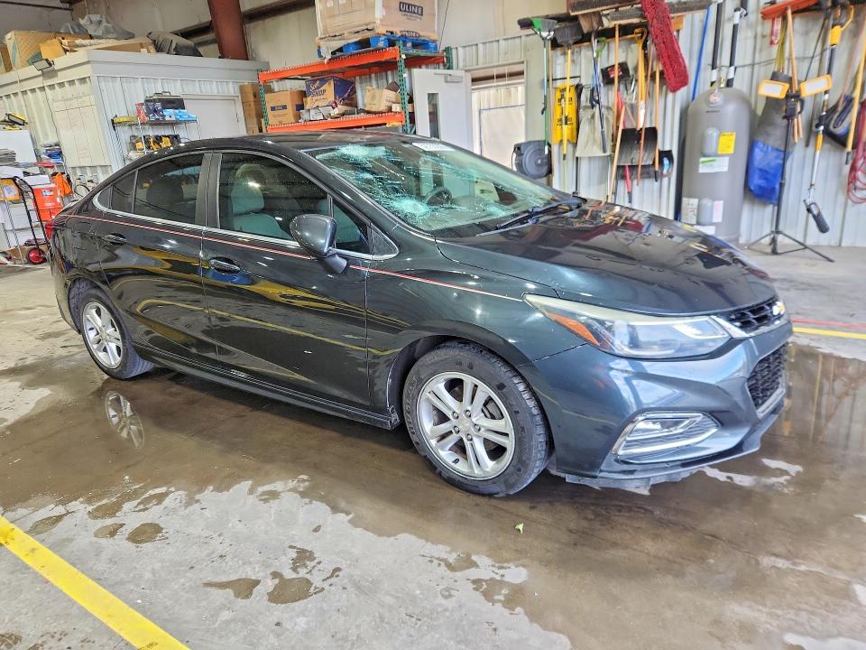 Продаж на аукціоні авто 2018 Chevrolet Cruze, vin: 1G1BE5SM4J7160746, номер лоту: 52733206