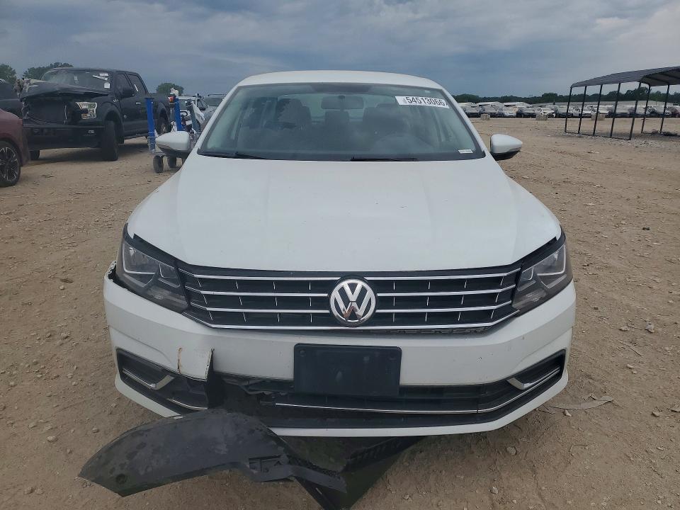 Продаж на аукціоні авто 2018 Volkswagen Passat, vin: 1VWAA7A38JC043727, номер лоту: 54513066