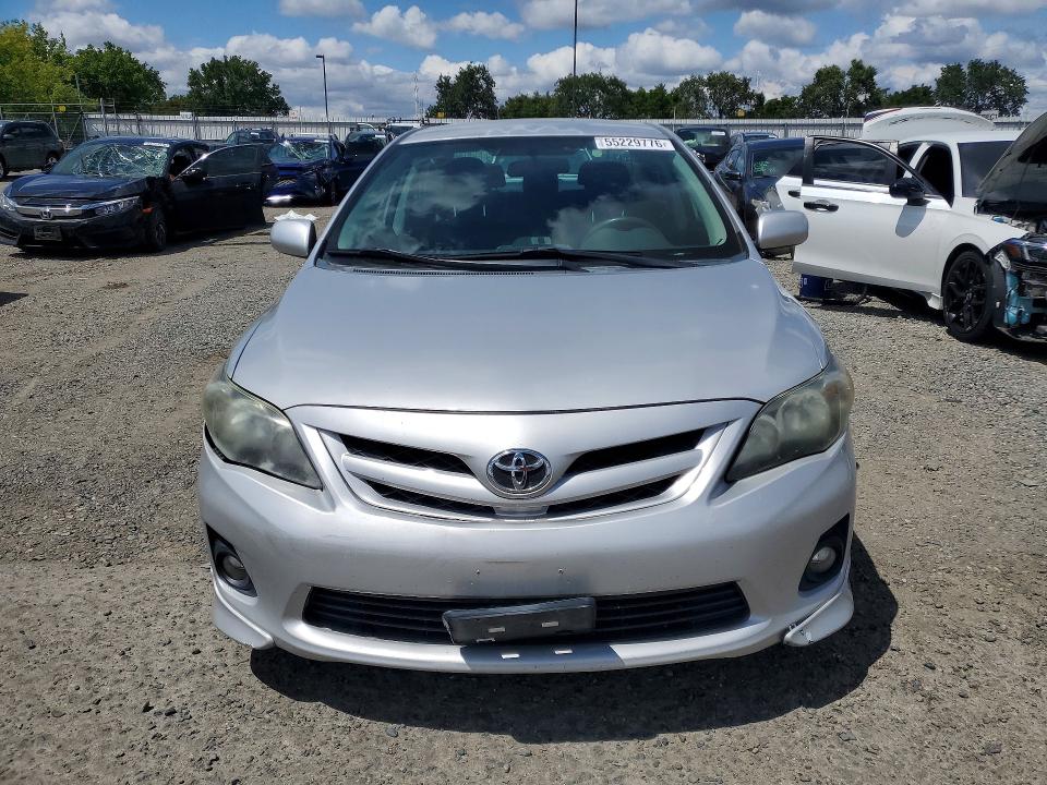 2013 Toyota Corolla მანქანა იყიდება აუქციონზე, vin: 2T1BU4EE5DC954425, აუქციონის ნომერი: 55229776