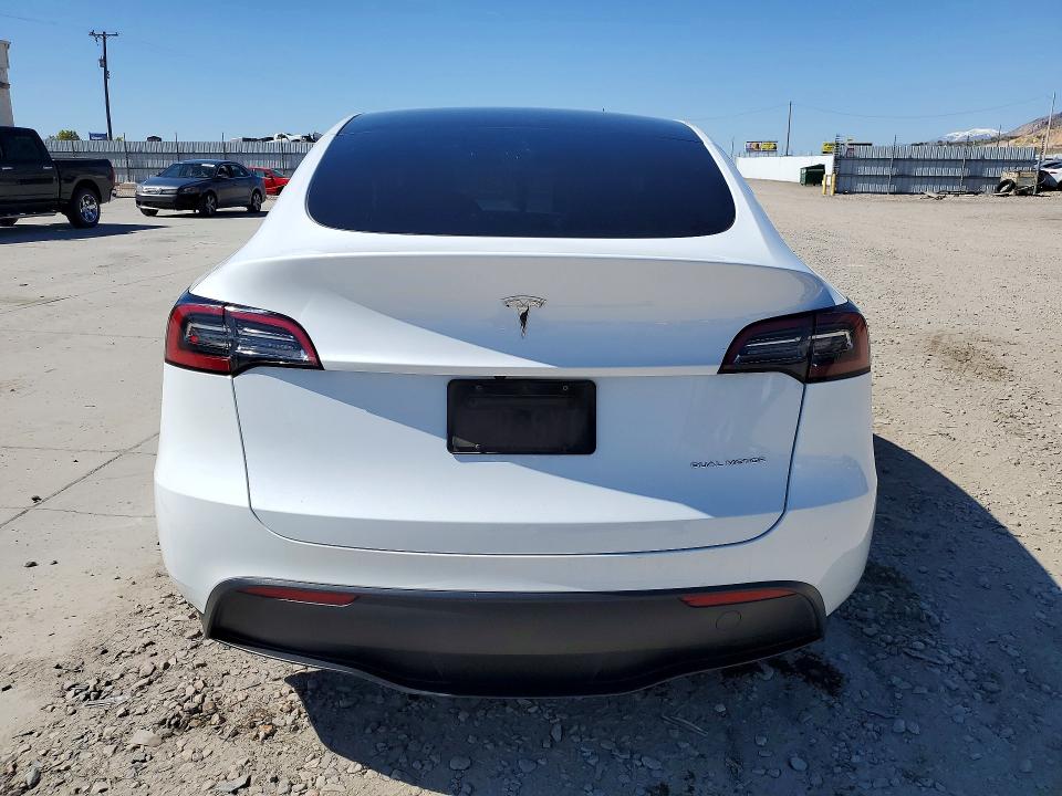 2023 Tesla Model Y მანქანა იყიდება აუქციონზე, vin: 7SAYGDEE5PF701657, აუქციონის ნომერი: 52257426