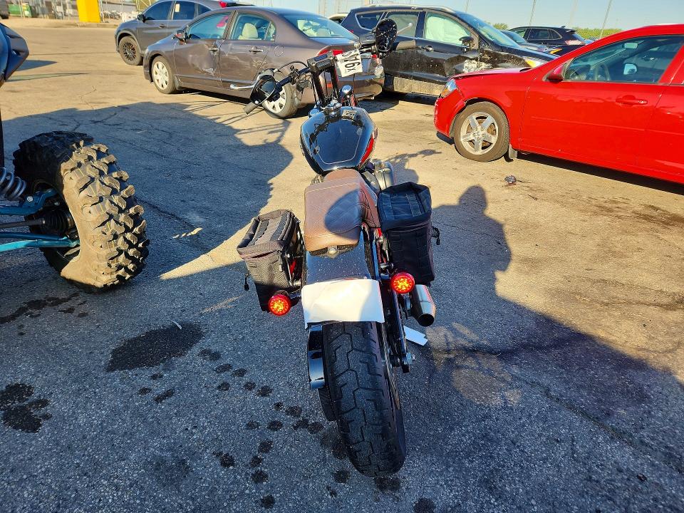 52886916 :رقم المزاد ، 1HD1YJJ22KB042064 vin ، 2019 Harley Davidson Fxbb مزاد بيع