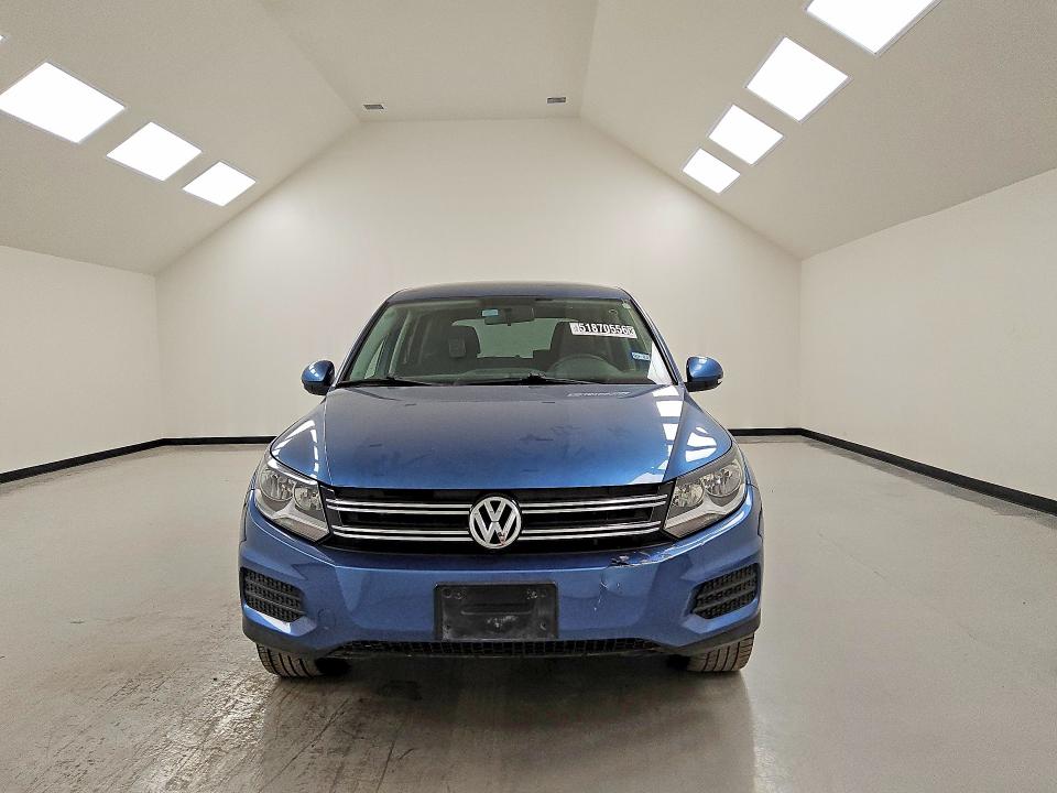 Продаж на аукціоні авто 2017 Volkswagen Tiguan, vin: WVGAV7AX5HK043495, номер лоту: 51870556