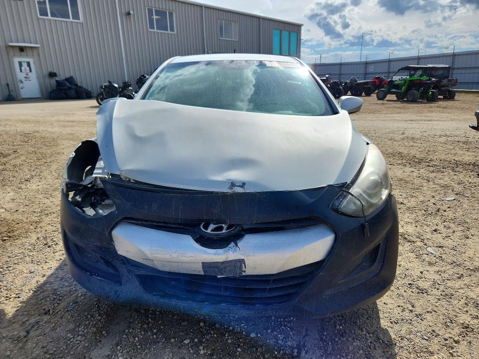 Продажа на аукционе авто 2015 Hyundai Elantra Gt, vin: KMHD25LH1FU236079, номер лота: 51902466