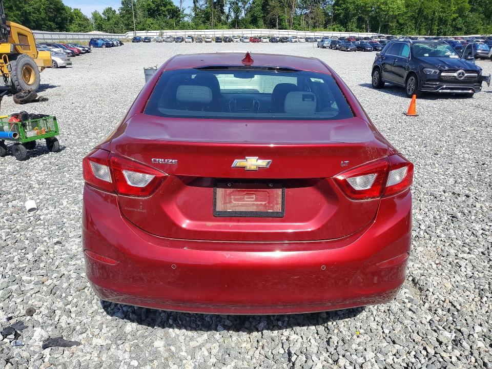 53961146 :رقم المزاد ، 1G1BE5SM2K7109800 vin ، 2019 Chevrolet Cruze مزاد بيع