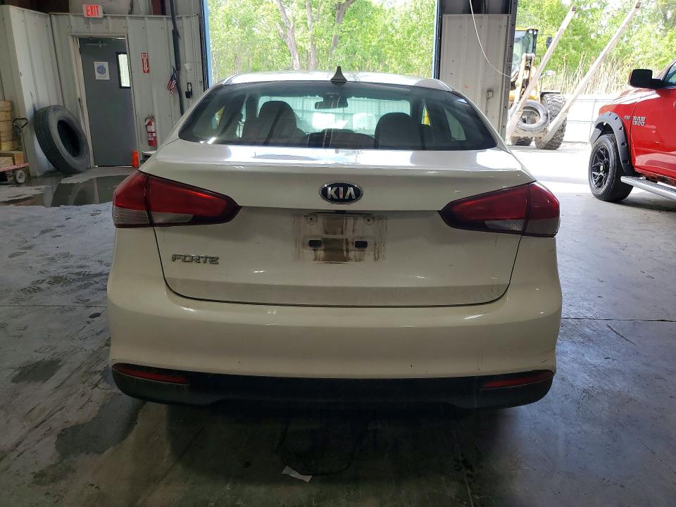 54441396 :رقم المزاد ، 3KPFL4A70HE058603 vin ، 2017 Kia Forte مزاد بيع