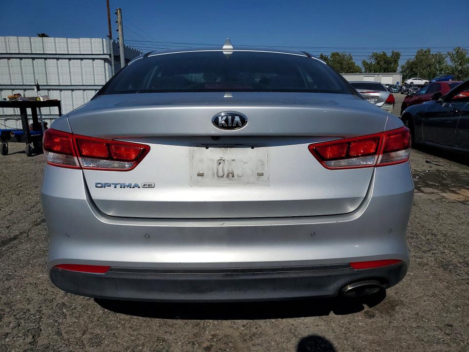 52227306 :رقم المزاد ، 5XXGT4L36JG220231 vin ، 2018 Kia Optima مزاد بيع
