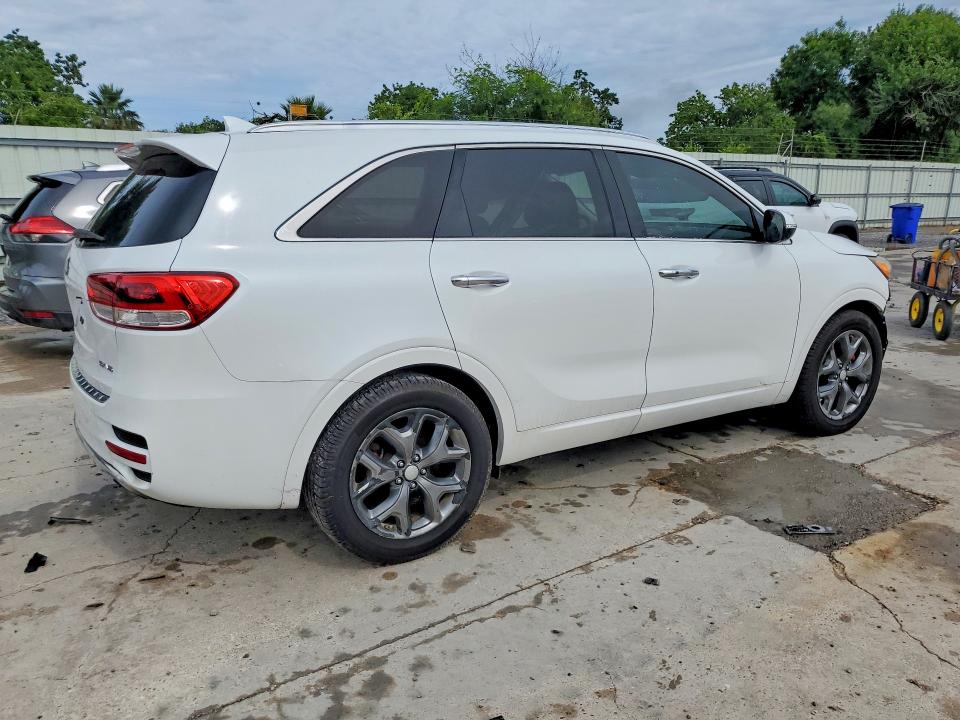 2016 Kia Sorento მანქანა იყიდება აუქციონზე, vin: 5XYPK4A5XGG186418, აუქციონის ნომერი: 53966556