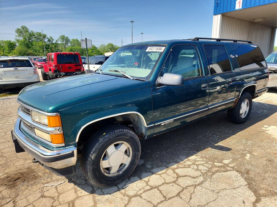1998 Chevrolet Suburban მანქანა იყიდება აუქციონზე, vin: 3GNFK16R3WG146064, აუქციონის ნომერი: 54371696