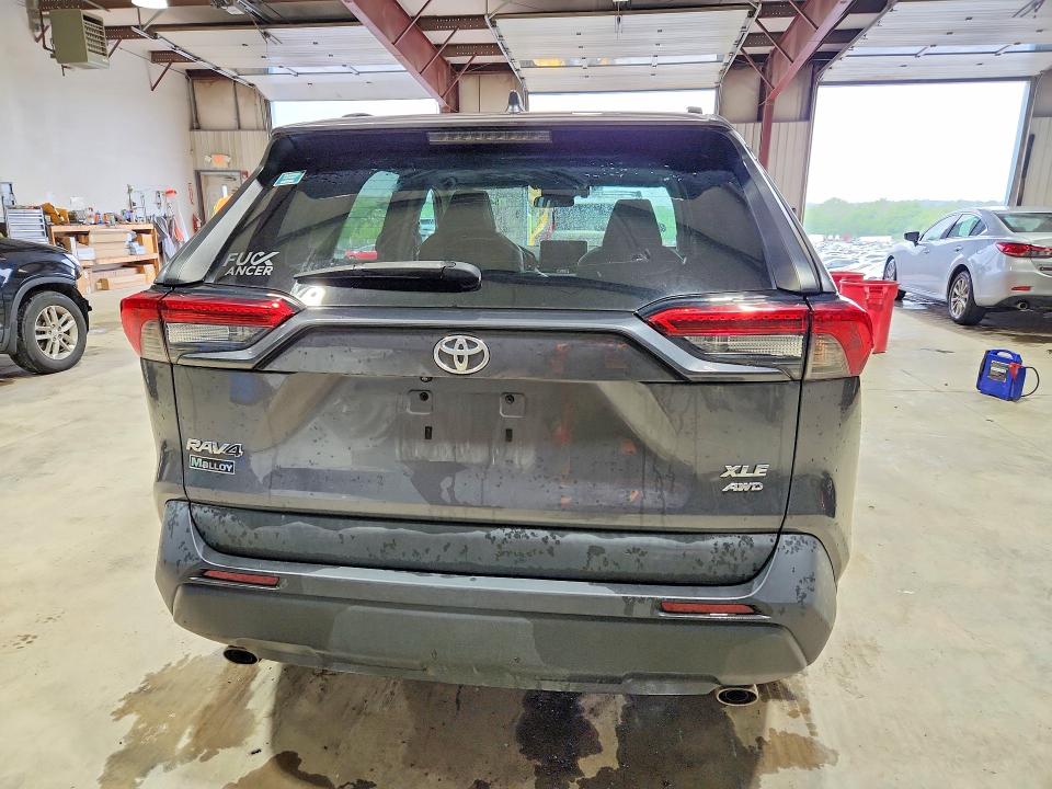 54134716 :رقم المزاد ، 2T3A1RFV3MC173443 vin ، 2021 Toyota Rav4 مزاد بيع