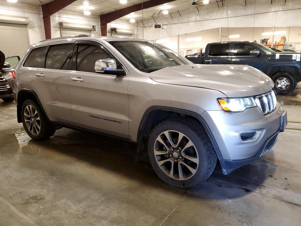 52261316 :رقم المزاد ، 1C4RJFBG3JC377391 vin ، 2018 Jeep Grand Cherokee مزاد بيع
