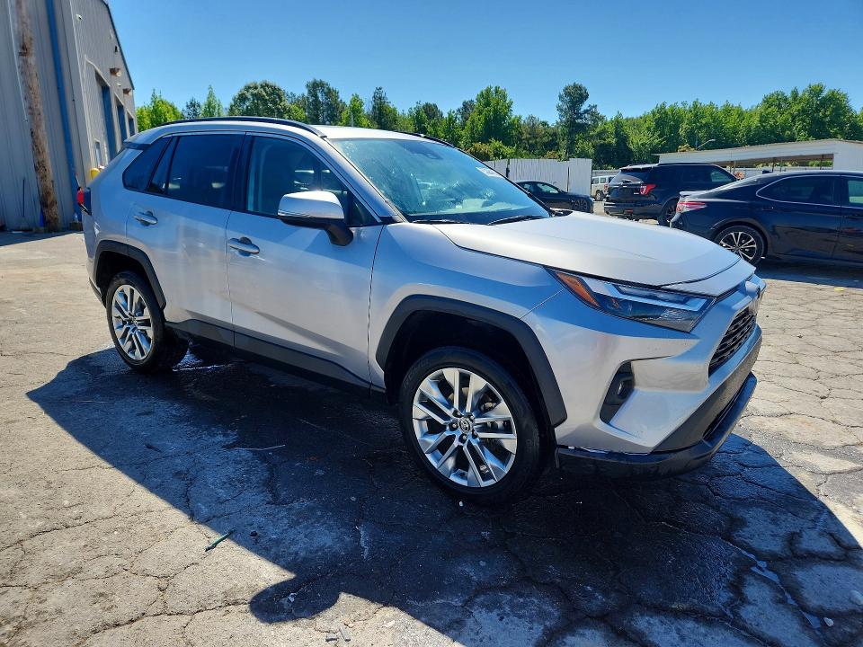 Продажа на аукционе авто 2023 Toyota Rav4, vin: 2T3A1RFV1PC357249, номер лота: 53694096