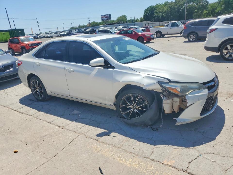 53219116 :رقم المزاد ، 4T1BF1FK6FU073070 vin ، 2015 Toyota Camry مزاد بيع