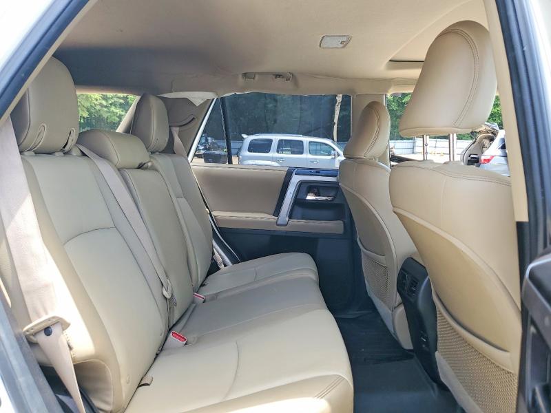 53987216 :رقم المزاد ، JTEBU5JR4F5224595 vin ، 2015 Toyota 4runner مزاد بيع
