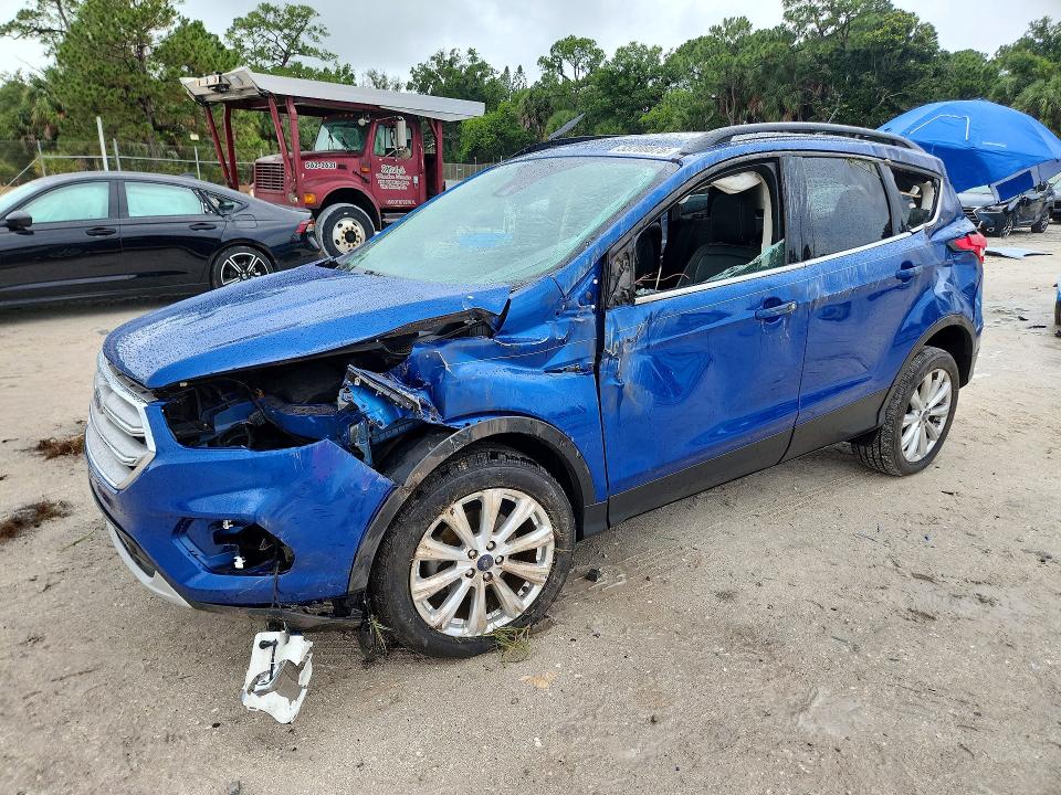 Продажа на аукционе авто 2019 Ford Escape, vin: 1FMCU0HDXKUB48365, номер лота: 55708876