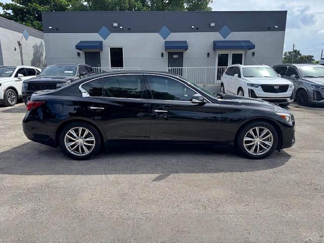 54873876 :رقم المزاد ، JN1EV7AP1MM701174 vin ، 2021 Infiniti Q50 مزاد بيع
