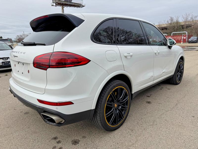 2018 Porsche Cayenne მანქანა იყიდება აუქციონზე, vin: WP1AA2A21JKA02261, აუქციონის ნომერი: 55988126