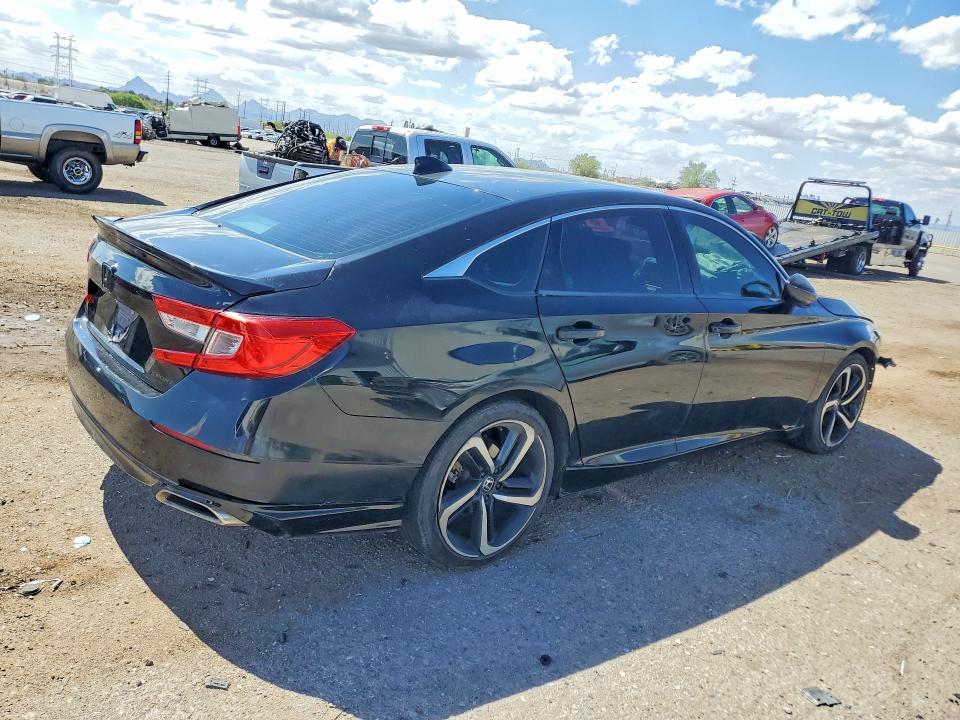 Продажа на аукционе авто 2018 Honda Accord, vin: 1HGCV1F30JA040985, номер лота: 52402056