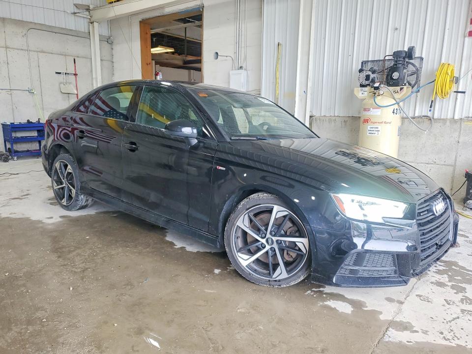 54706486 :رقم المزاد ، WAUBEGFF4LA032797 vin ، 2020 Audi A3 مزاد بيع