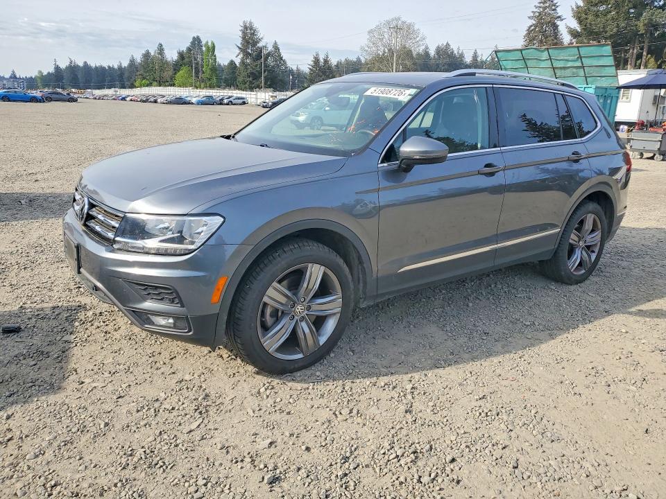 Продажа на аукционе авто 2020 Volkswagen Tiguan, vin: 3VV2B7AX1LM058757, номер лота: 51908726