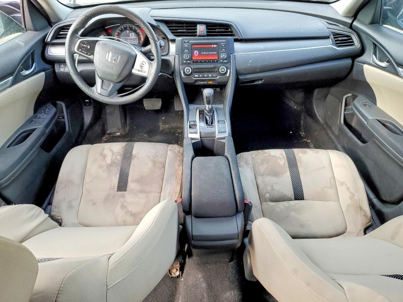 52661366 :رقم المزاد ، 2HGFC2F52JH552503 vin ، 2018 Honda Civic مزاد بيع