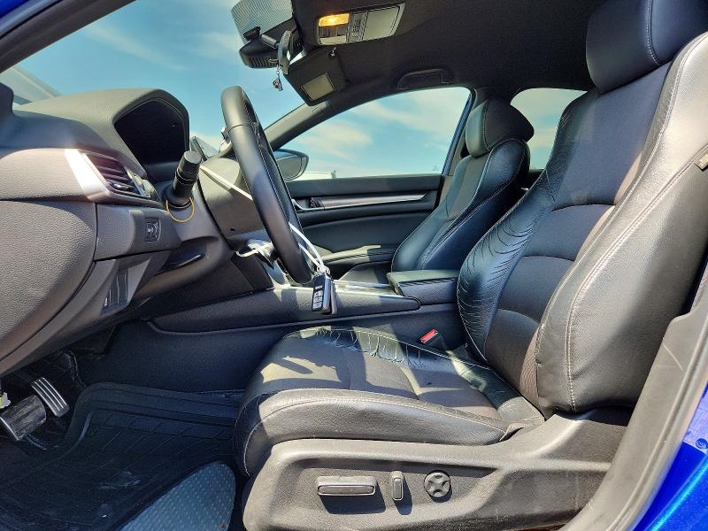 51148246 :رقم المزاد ، 1HGCV1F39NA090614 vin ، 2022 Honda Accord مزاد بيع