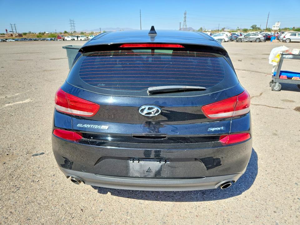 2018 Hyundai Elantra Gt მანქანა იყიდება აუქციონზე, vin: KMHH55LC6JU078165, აუქციონის ნომერი: 54354306