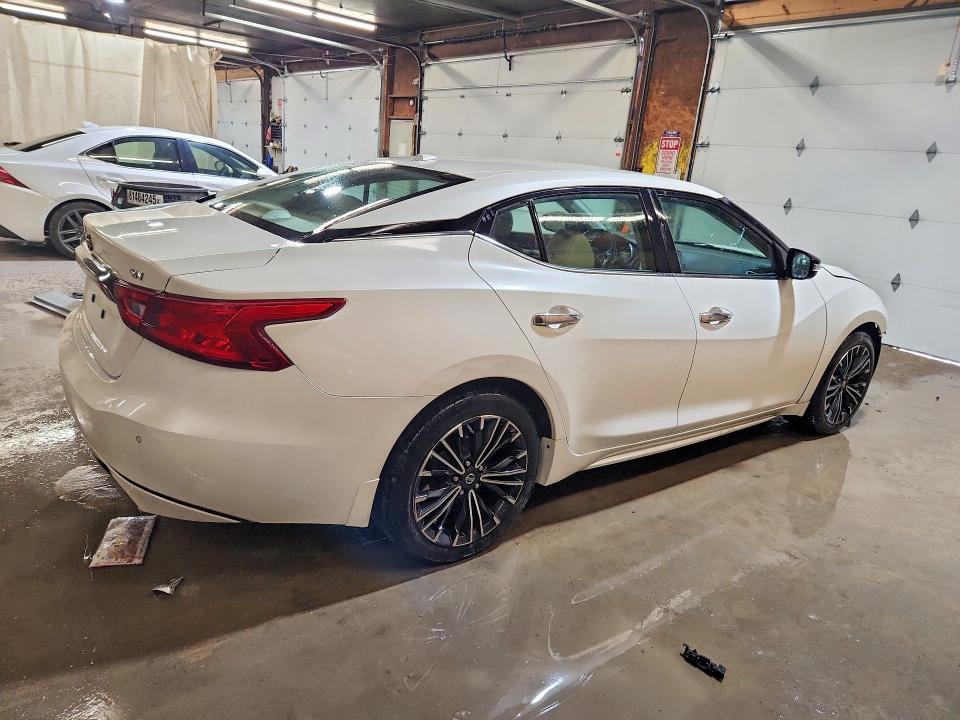 51692606 :رقم المزاد ، 1N4AA6AP0GC440220 vin ، 2016 Nissan Maxima مزاد بيع