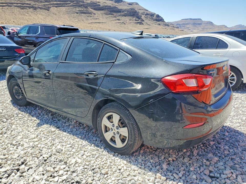 Auction sale of the 2018 Chevrolet Cruze, vin: 1G1BC5SM6J7242029, lot number: 53852076