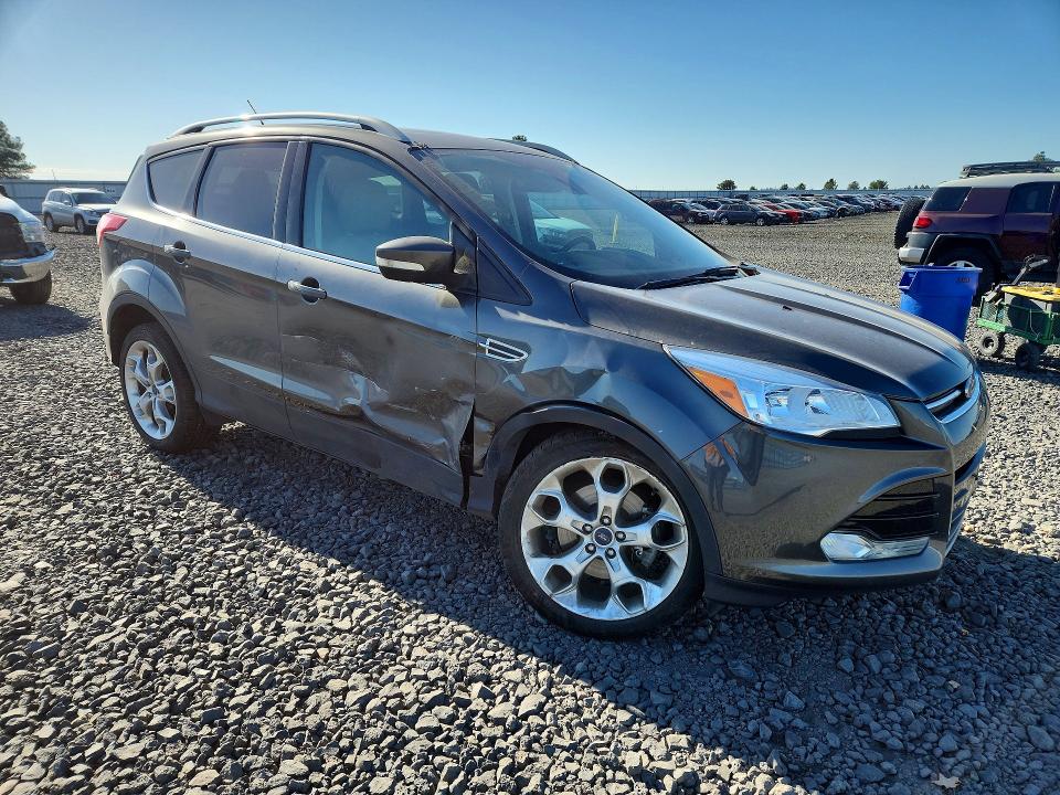2015 Ford Escape მანქანა იყიდება აუქციონზე, vin: 1FMCU9J99FUC07423, აუქციონის ნომერი: 52363436